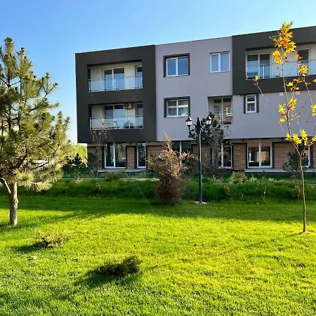 Libertatii Gardens Residences Otopeni Exterior photo