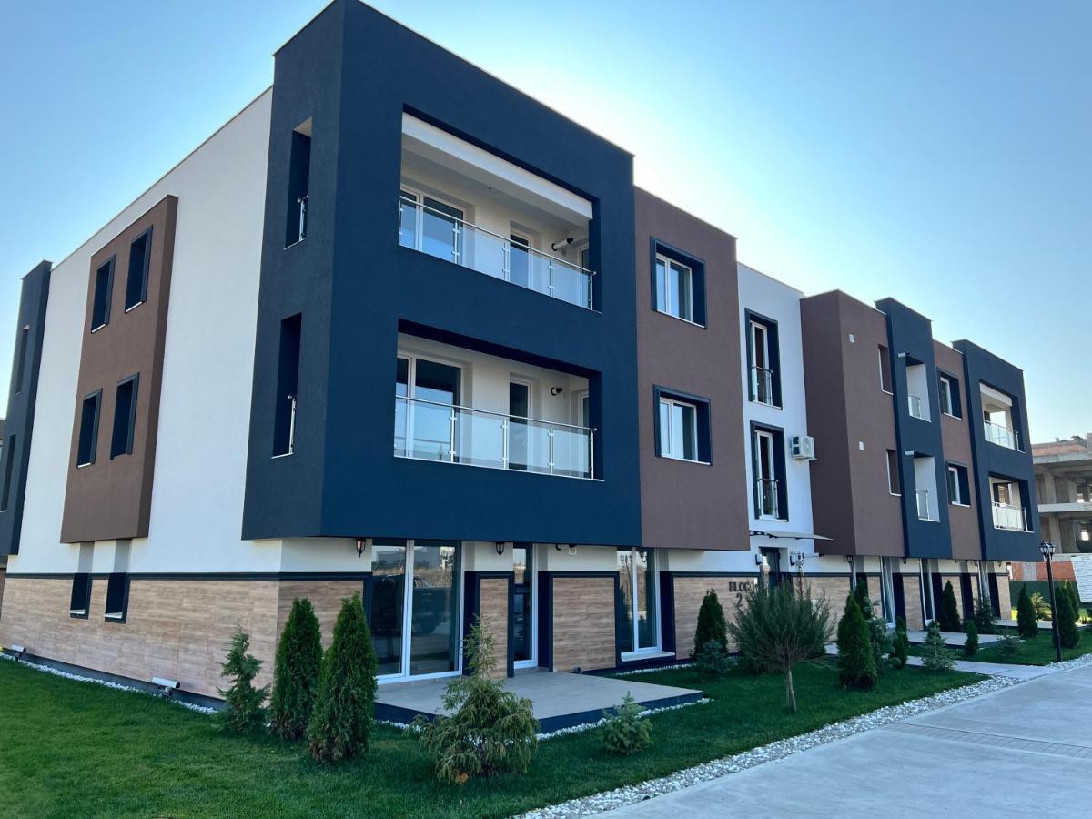 Libertatii Gardens Residences *